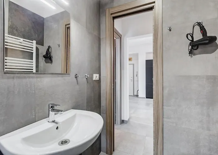 Bdc - Majestic 4-bdr In Termini Appartamento *
