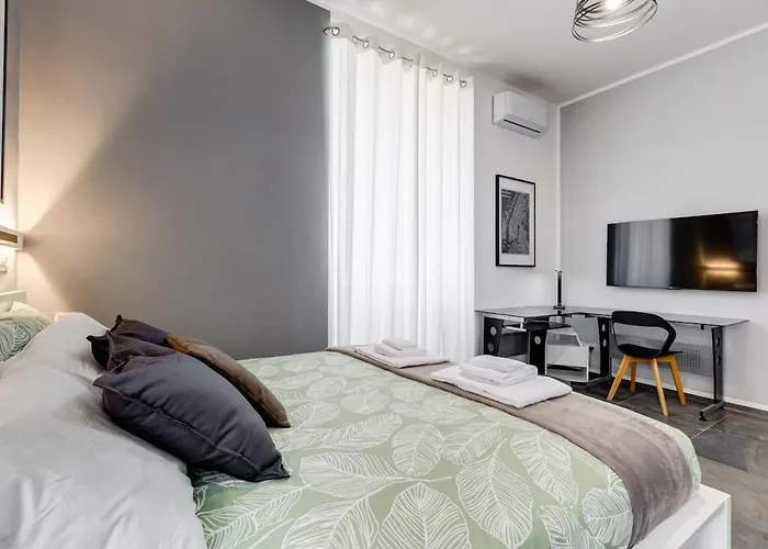 Appartamento Bdc - Majestic 4-bdr In Termini *