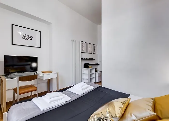 Appartamento Bdc - Majestic 4-bdr In Termini *