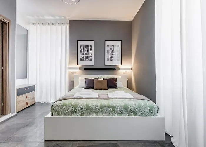 Bdc - Majestic 4-bdr In Termini Appartamento